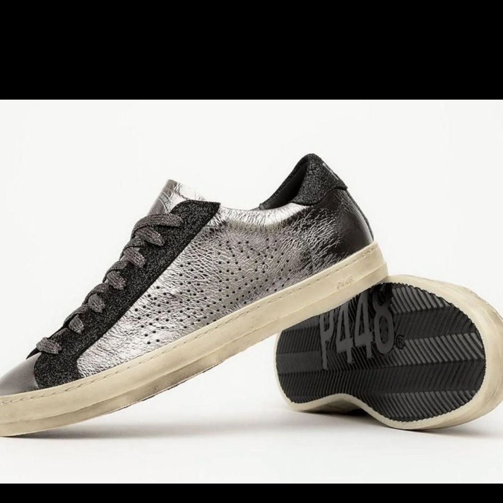 P448 Sneakers